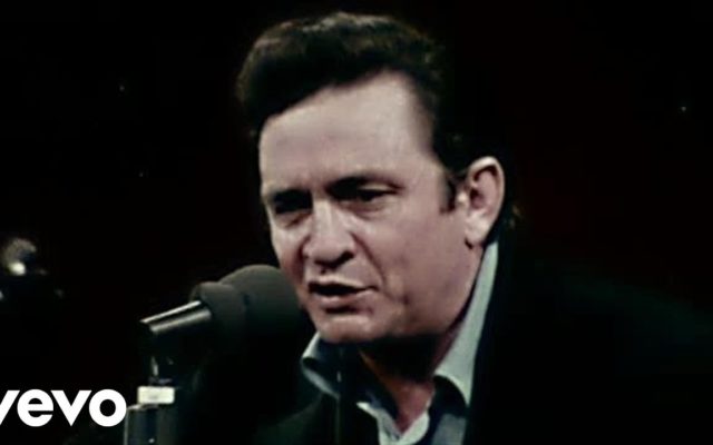 Johnny Cash – A Boy Named Sue (Live Video)